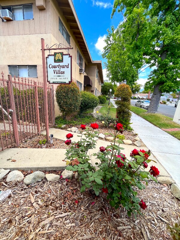 Building Photo - 513 W G St