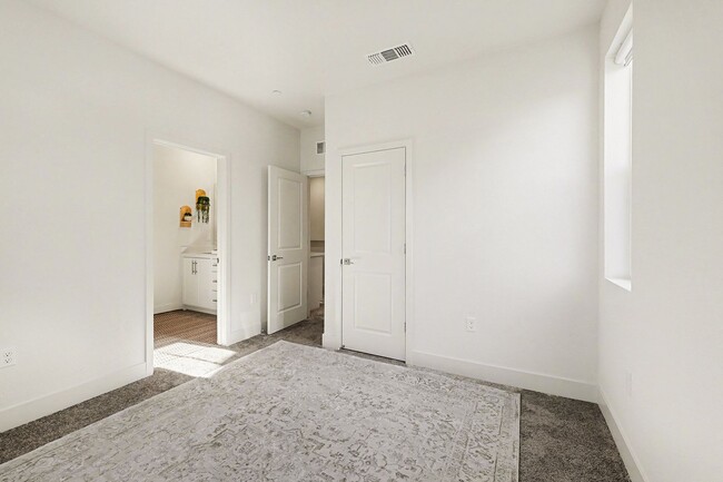 Building Photo - Newer Home Available in Tracy Hills