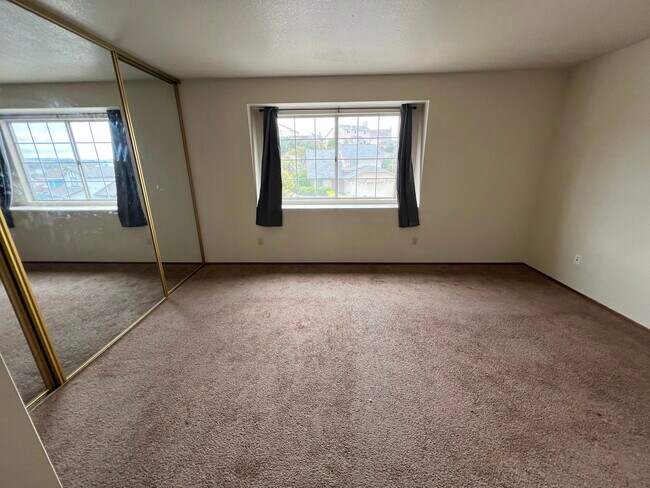 Building Photo - 148 Haviture Way