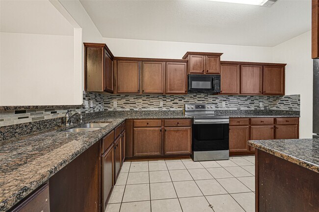 Building Photo - 8843 Leclaire Meadow Dr