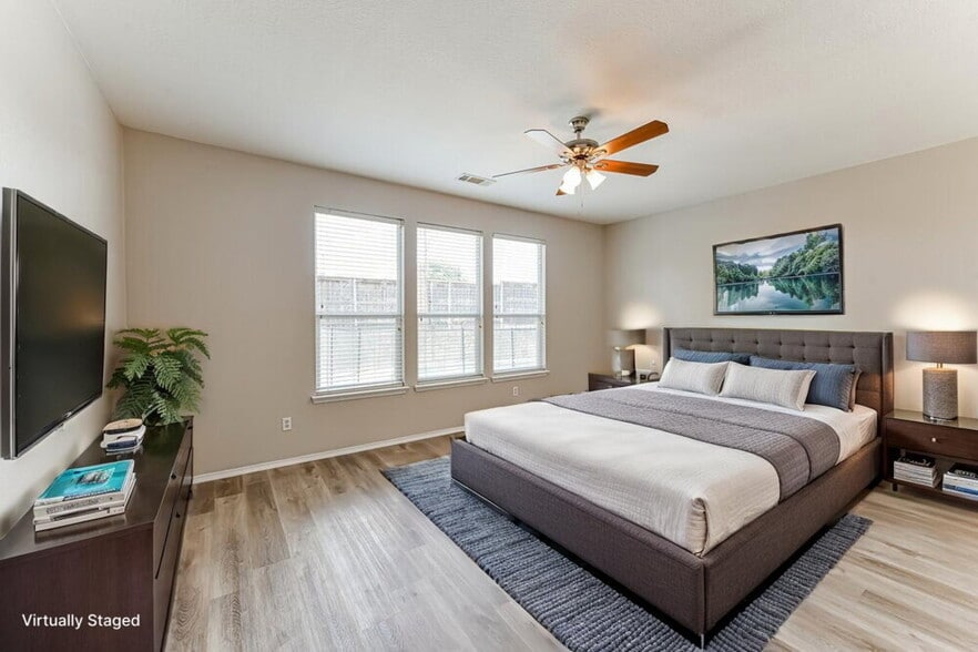 Building Photo - 5621 Starwood Ct