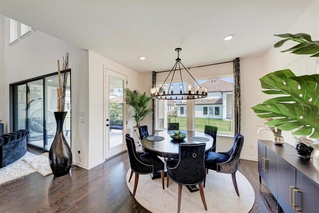 Building Photo - 5028 Olimpico Wy