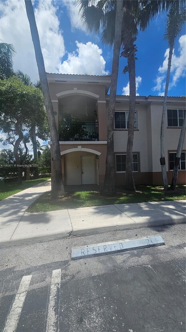 Primary Photo - 1301 SE 28th Ln