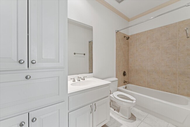 Building Photo - 36 Waterway Ct