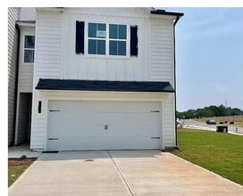 Building Photo - 8 Lumpkin Ln