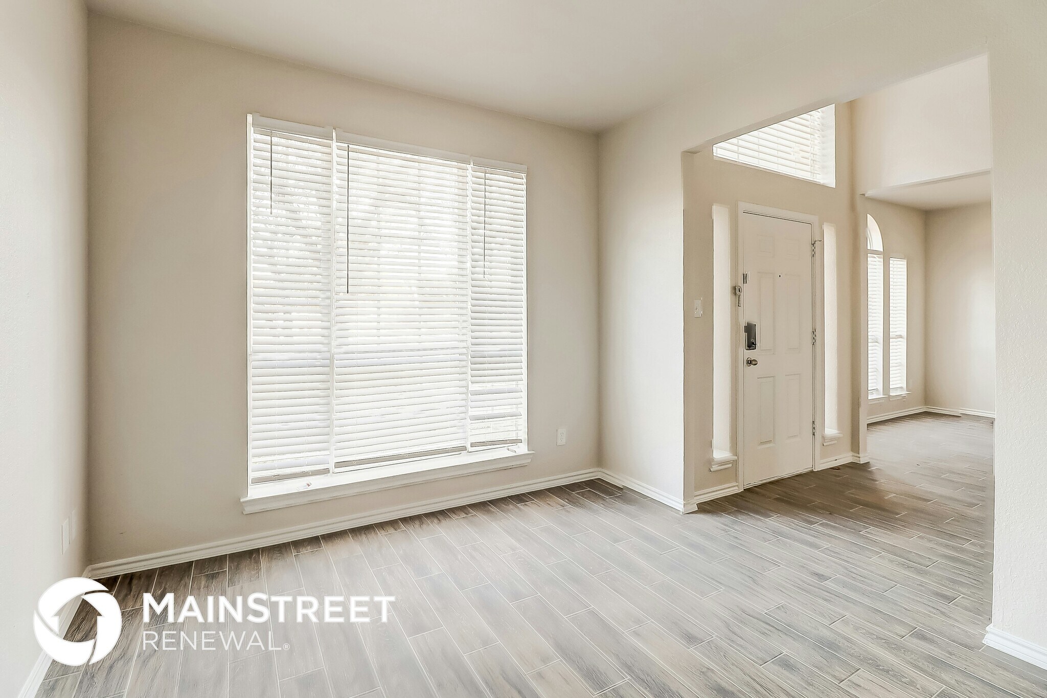 Building Photo - 715 S Parks Dr