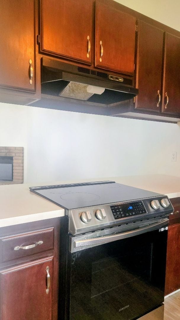 Building Photo - 395 Brockhurst Dr