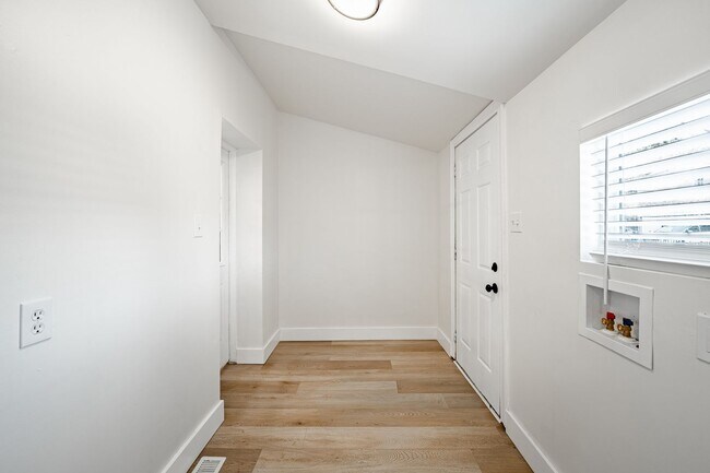 Building Photo - Renovated 4BR Rental in the Heart of West Chester Borough