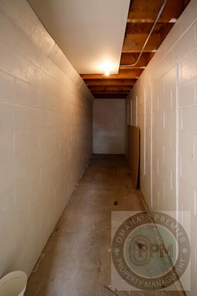 Building Photo - Beautiful and Spacious 3 Bd/3Ba with finished basement