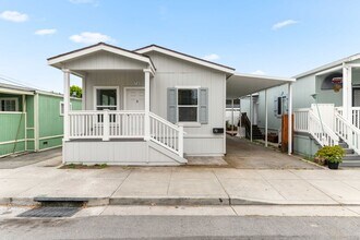 Building Photo - BRAND NEW HOME IN THE PLEASURE POINT AREA OF SANTA CRUZ. $3,750 Per Month