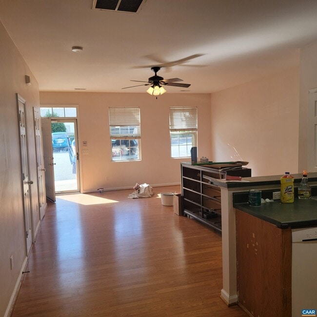 Building Photo - 1772 Webland View