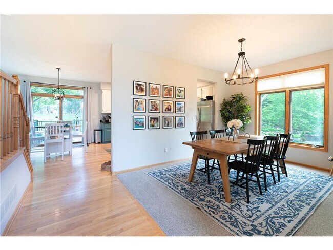 Building Photo - 14941 Camdon Hill