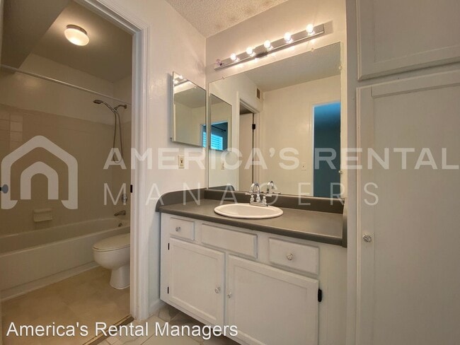 Building Photo - 2 br, 2 bath House - 106 Gables Drive