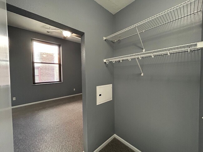 Building Photo - Limited time special! Stylish finishes in ...