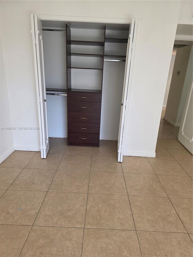 Building Photo - 19355 Turnberry Way