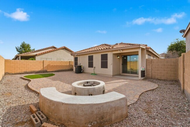 Building Photo - Quiet Cul-De-Sac Living in the Heart of Chandler