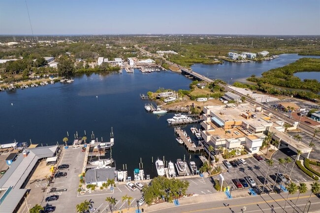 Building Photo - 1343 Highland Ave NW