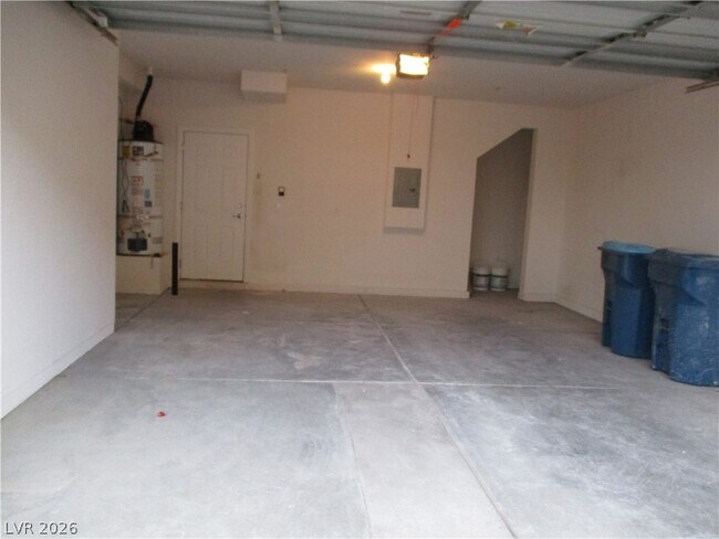 Building Photo - 8421 Insignia Ave