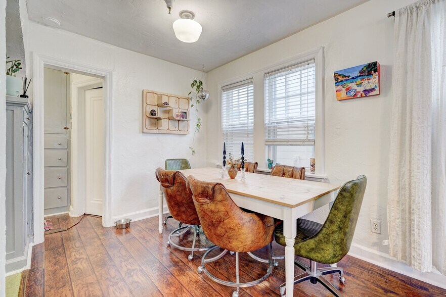 Building Photo - 308 NW 24th St