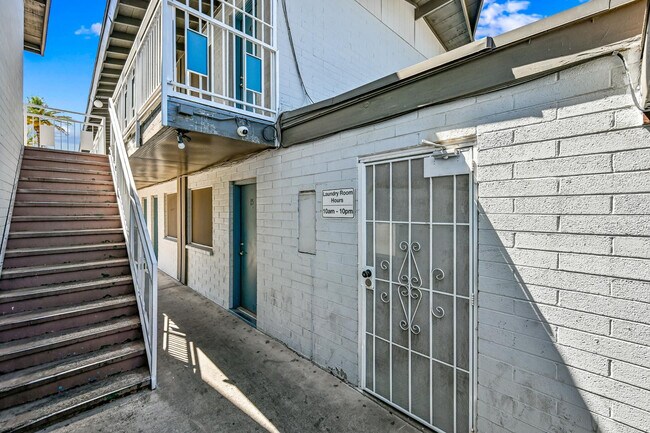 Building Photo - 3025 N 32nd St