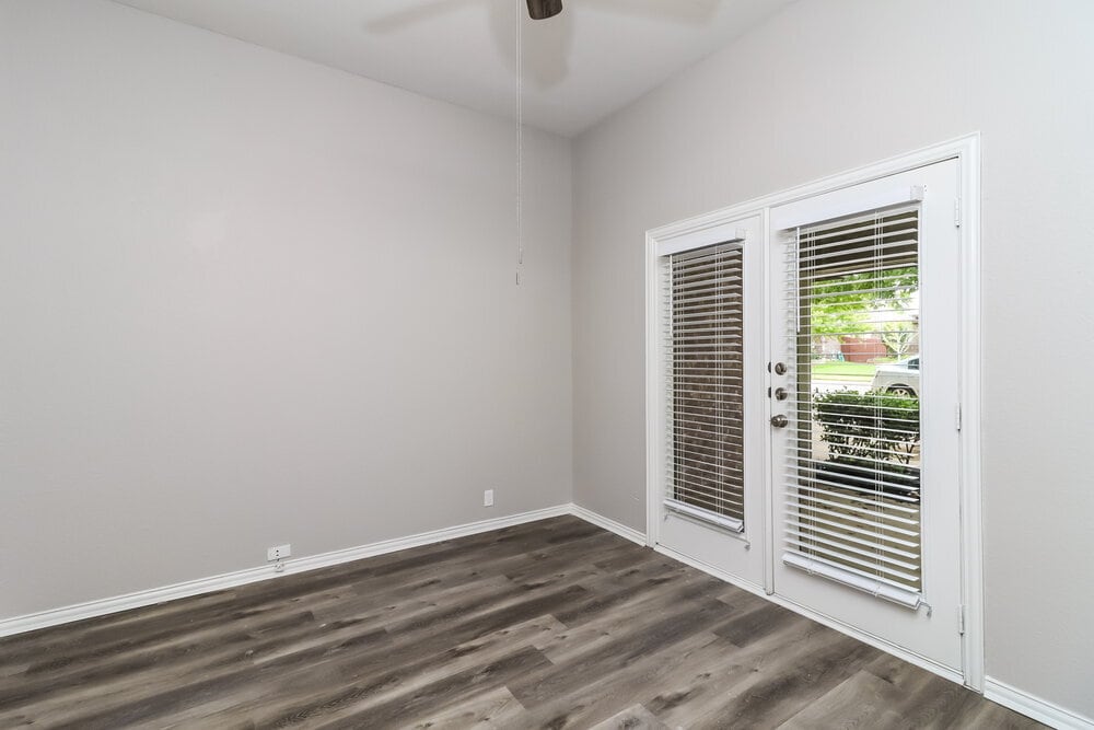 Building Photo - 540 Kerry St