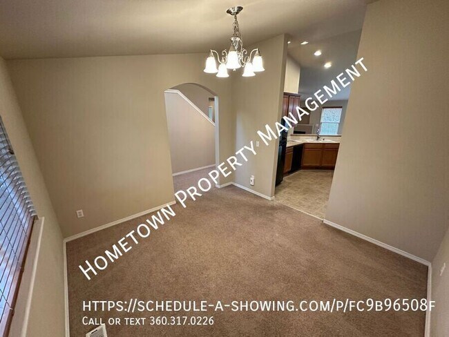 Building Photo - 2406 Pleasanton Ct SE