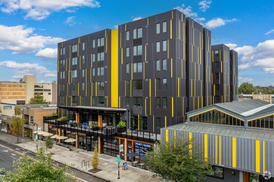 Primary Photo - Flock13