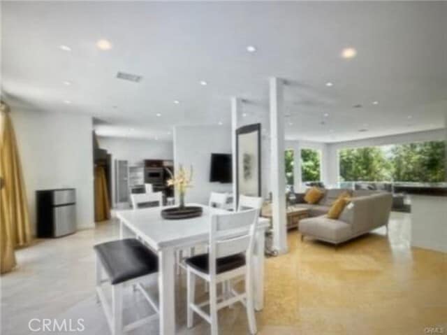 Building Photo - 5353 Shirley Ave