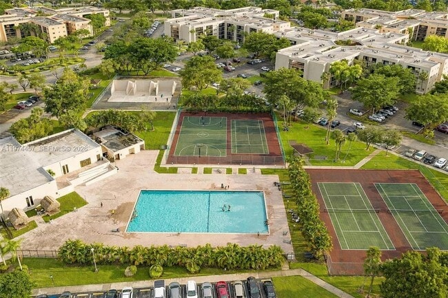 Building Photo - 8400 SW 133rd Avenue Rd