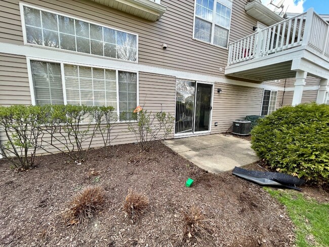 Building Photo - 189 Lenox Ct