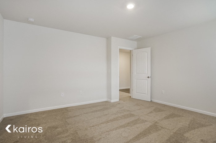 Building Photo - 67 W Luminous Way
