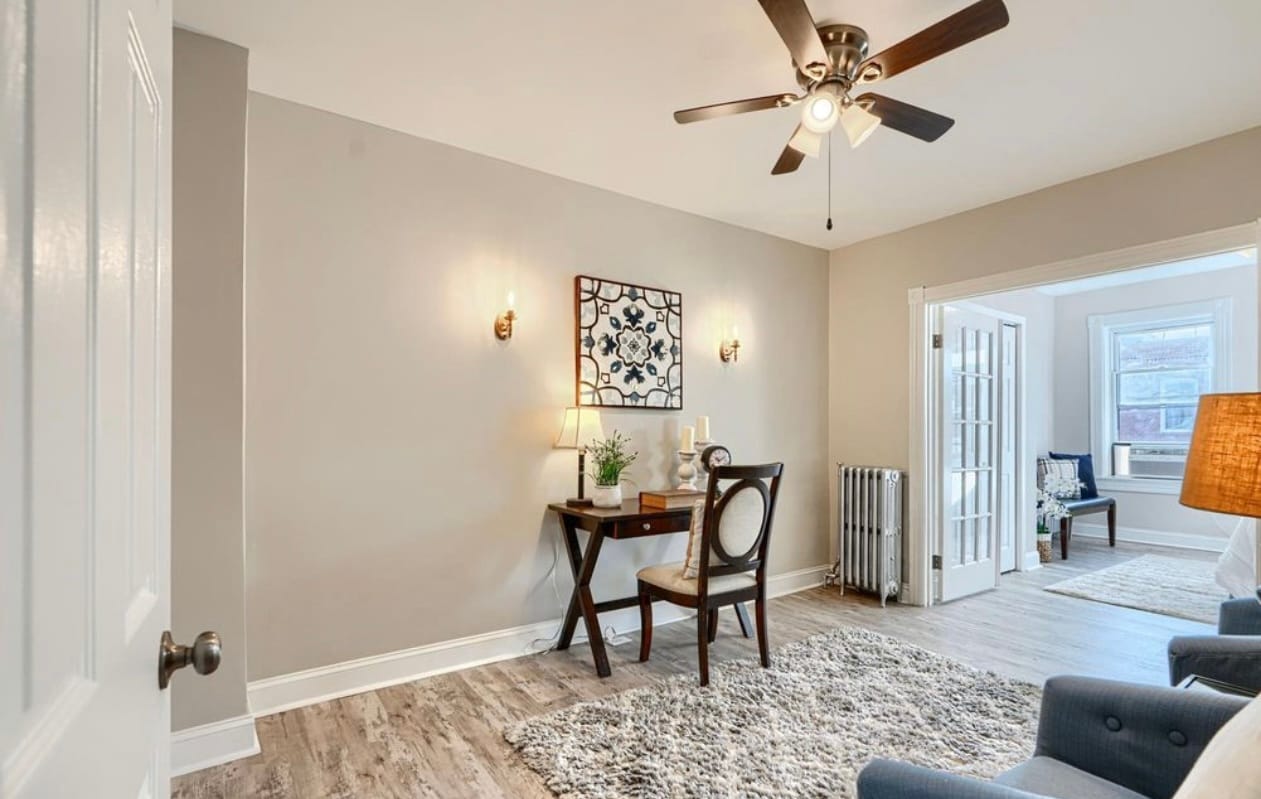 Building Photo - 627 S Eaton St