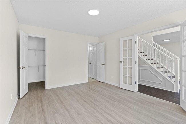 Building Photo - 1893 Tulip Petal Rd