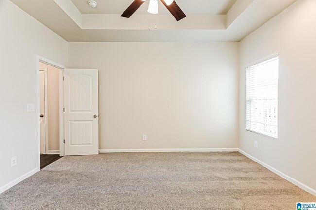 Building Photo - 3689 Burlington Dr