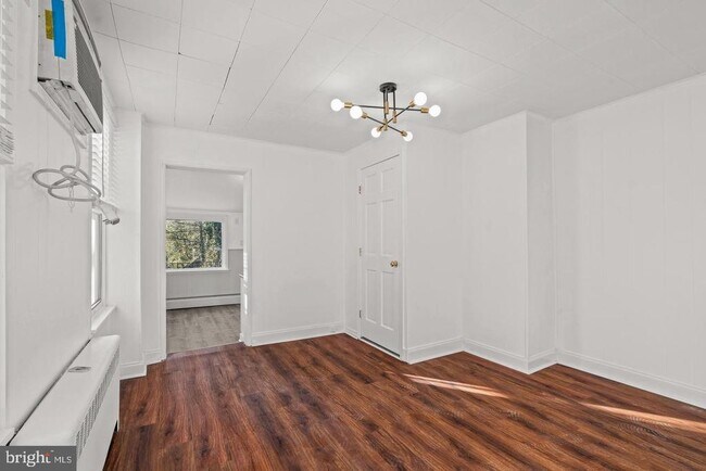 Building Photo - 316 Parsons Ave
