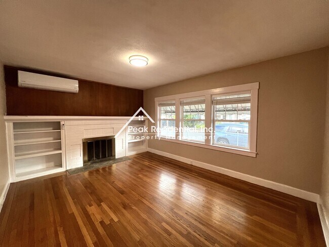 Building Photo - 2974 32nd St