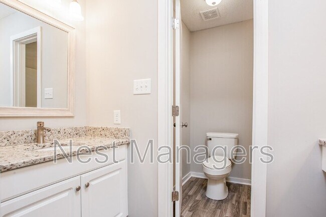 Building Photo - 4616 Pine Needle Ct