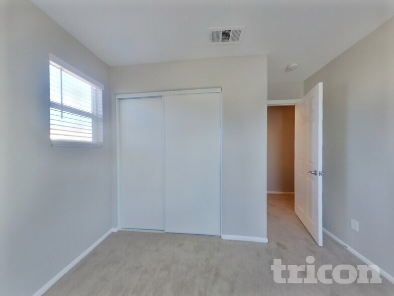 Building Photo - 43113 59th St W