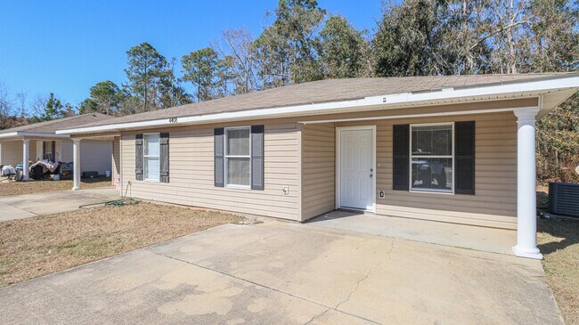 Building Photo - 4408 30th 1/2 St  - 4408 #B
