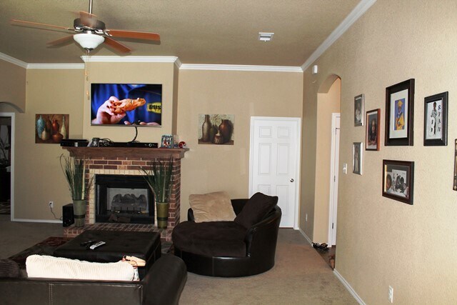 Building Photo - 2102 Golden Eagle Dr