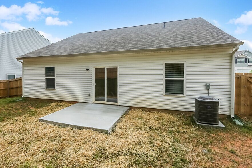 Building Photo - 7609 Malden Park Dr