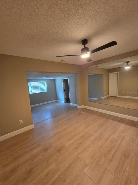 Building Photo - 3334 Sassafras Ct