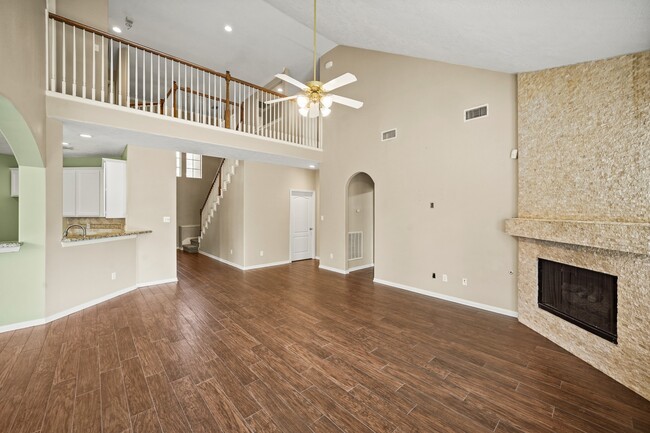 Building Photo - 10008 Dawn Brook Dr