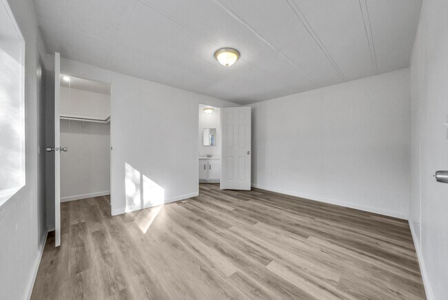 Building Photo - 22450 Norris Ln