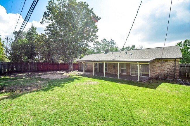 Building Photo - 7222 Pella Dr