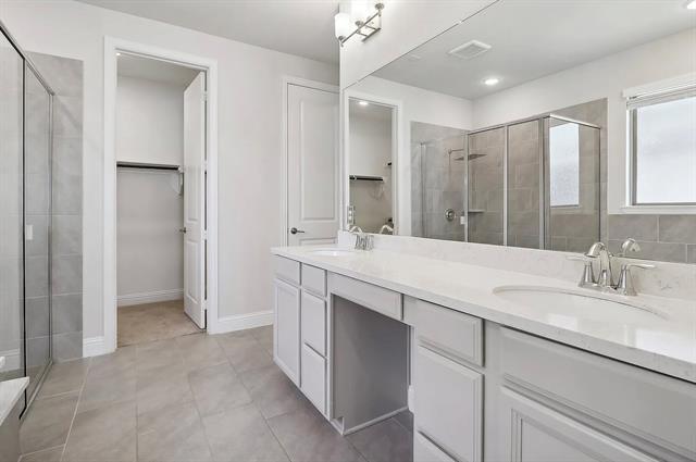 Building Photo - 1404 Brent Knoll Dr