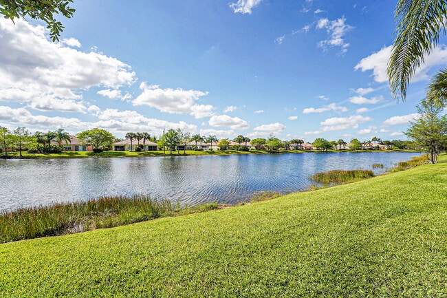 Building Photo - 11427 SW Rockingham Dr