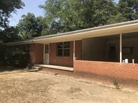 Building Photo - 3/1.5 pet friendly Gilmer