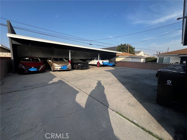 Building Photo - 4059 W 142nd St