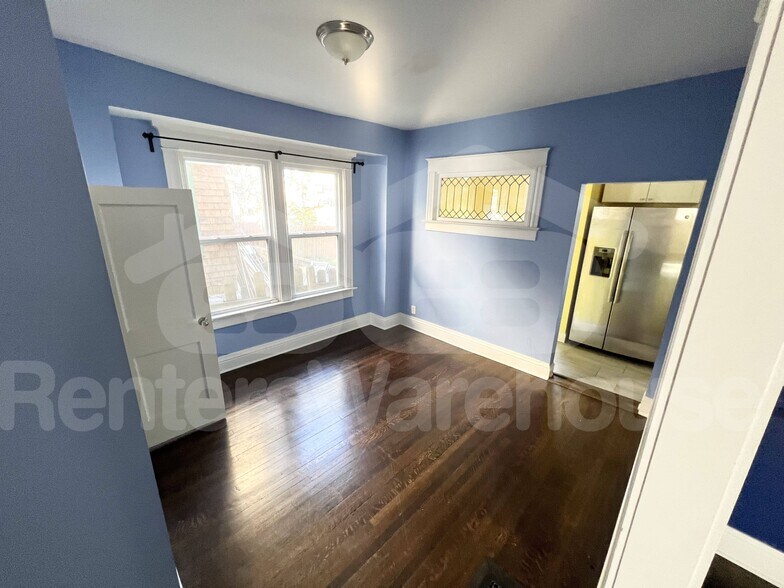 Building Photo - 4217 Campbell St
